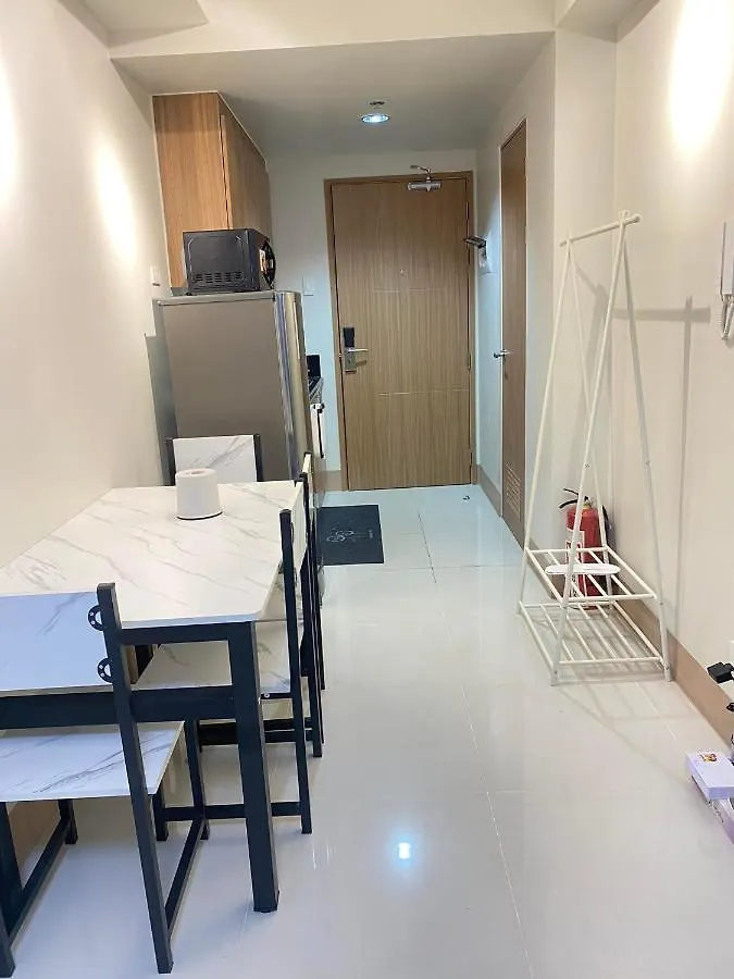 Jejo Suite Home Shore 3 Residences Staycation Pasay